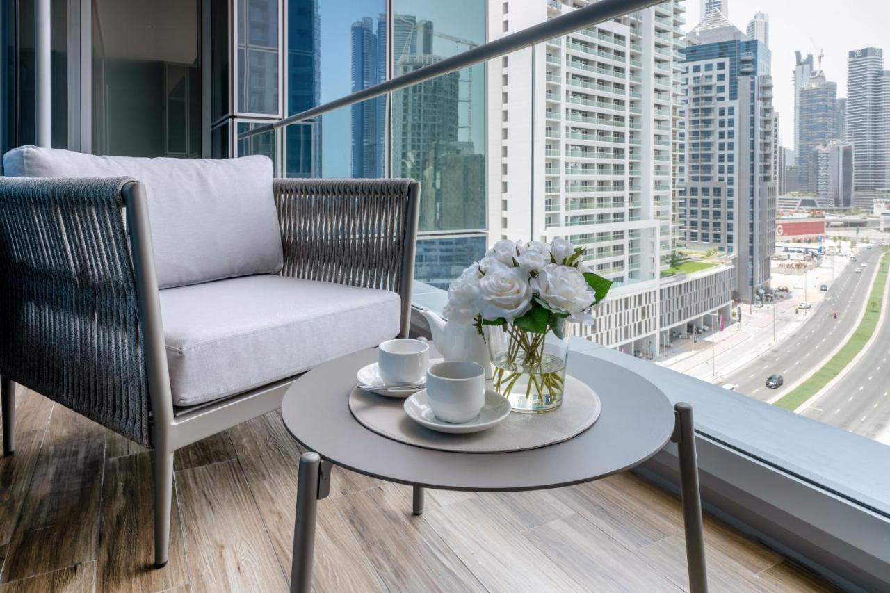 Lusso Hometels J One Business Bay Dubai Bagian luar foto